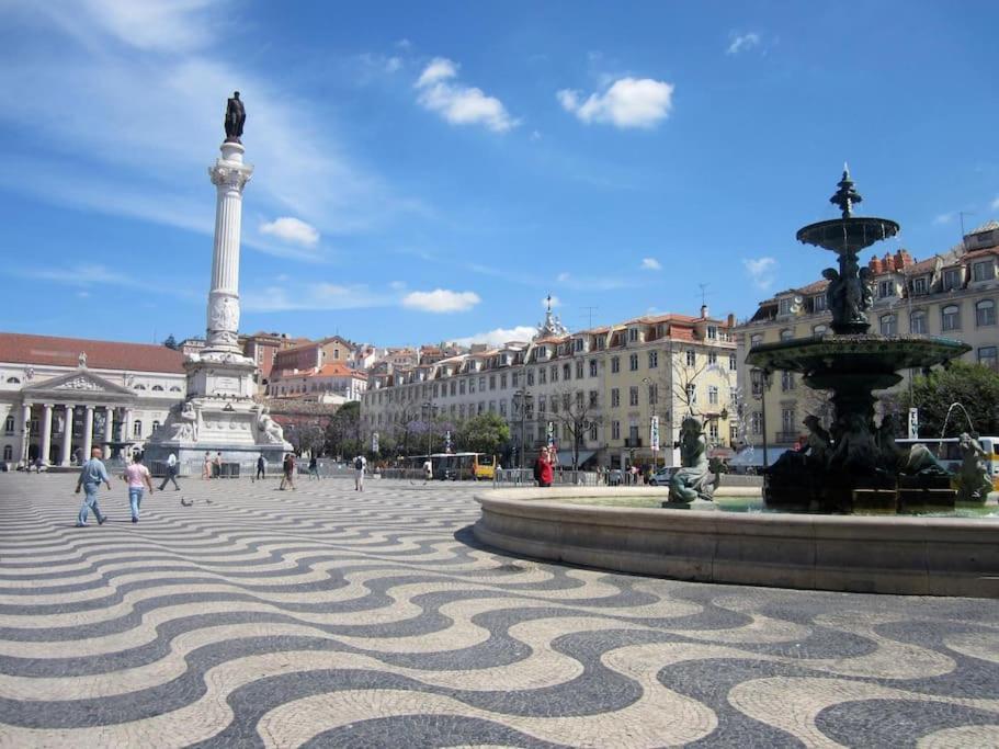 C2 Bairro Alto 18Th Century Beautiful Apartment Lisbon Exterior photo