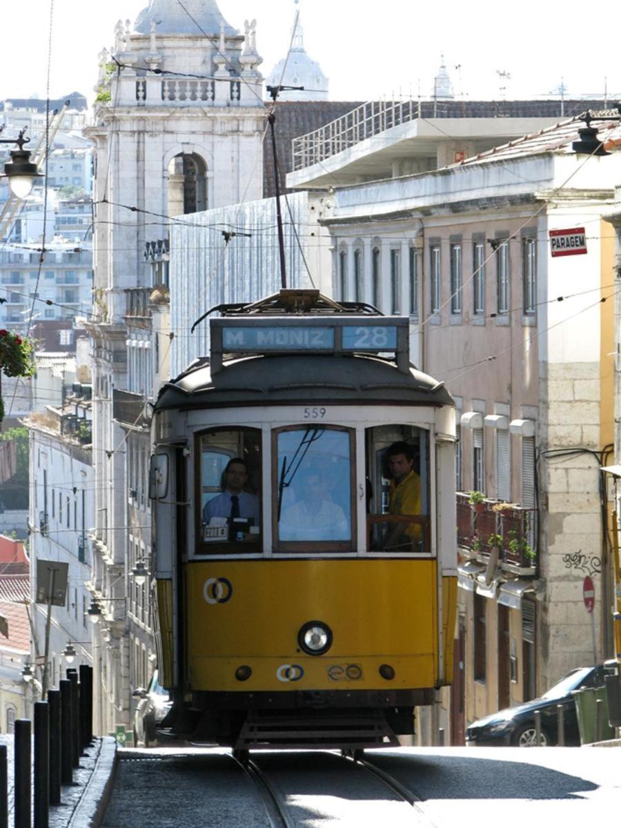 C2 Bairro Alto 18Th Century Beautiful Apartment Lisbon Exterior photo