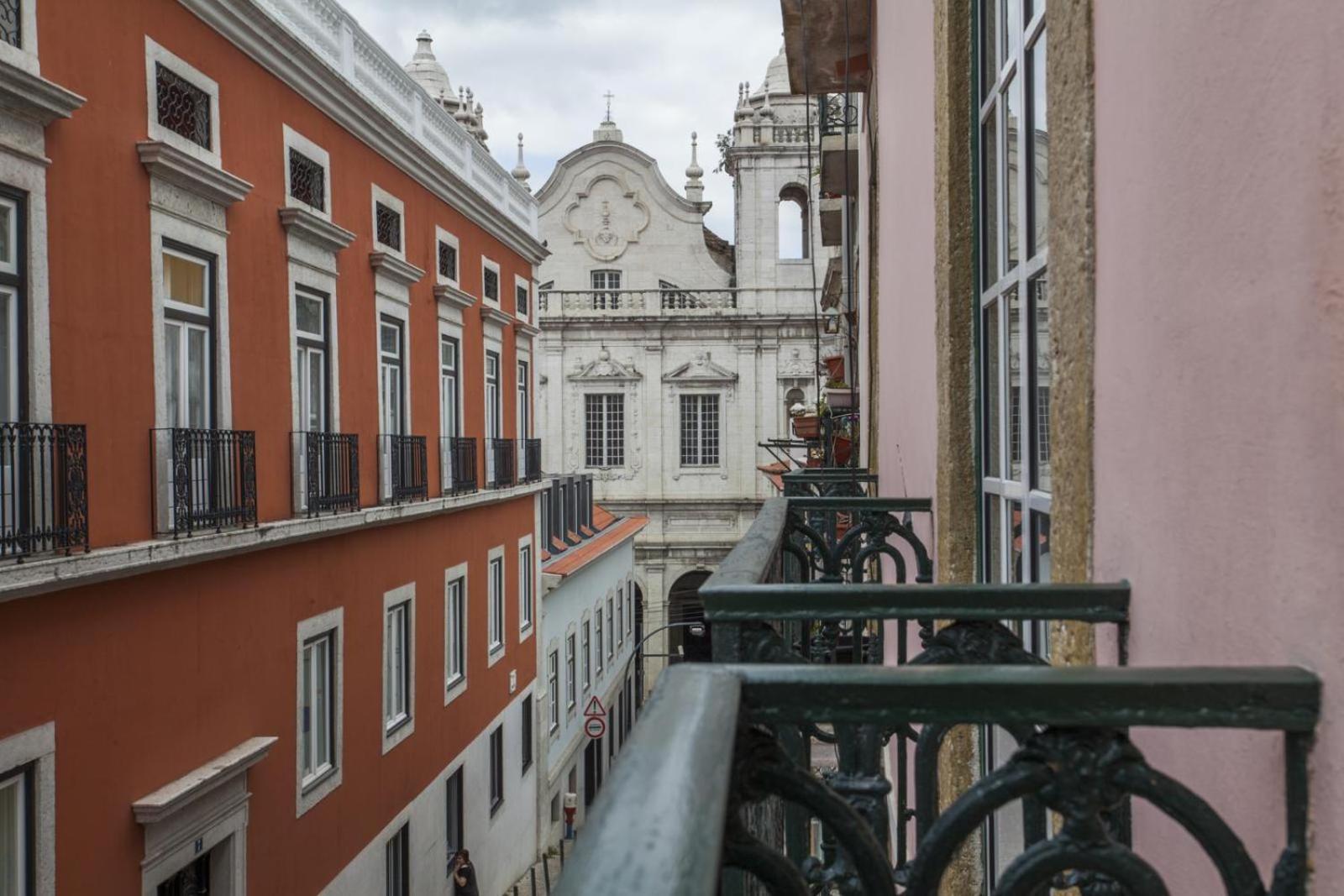 C2 Bairro Alto 18Th Century Beautiful Apartment Lisbon Exterior photo